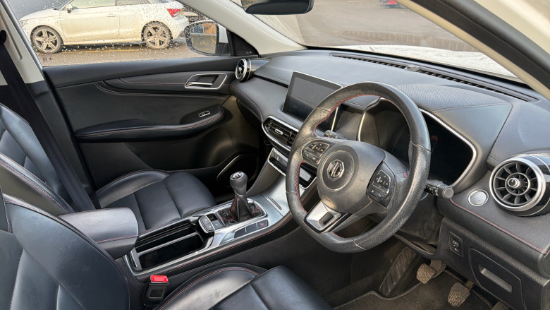 MG Hs 1.5 T-GDI Excite 5dr Petrol Hatchback